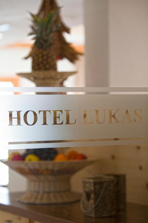Hotel Lukas Fiss Luaran gambar
