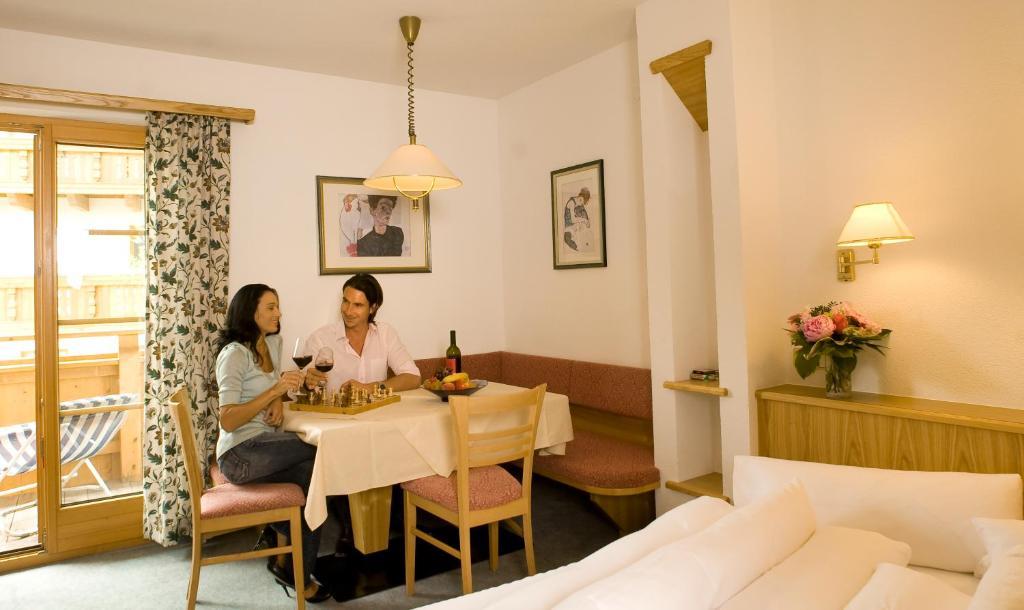 Hotel Lukas Fiss Luaran gambar